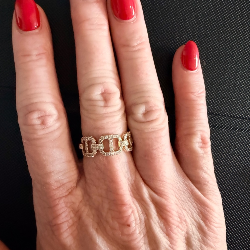 Elegant Gold Chain Link Ring